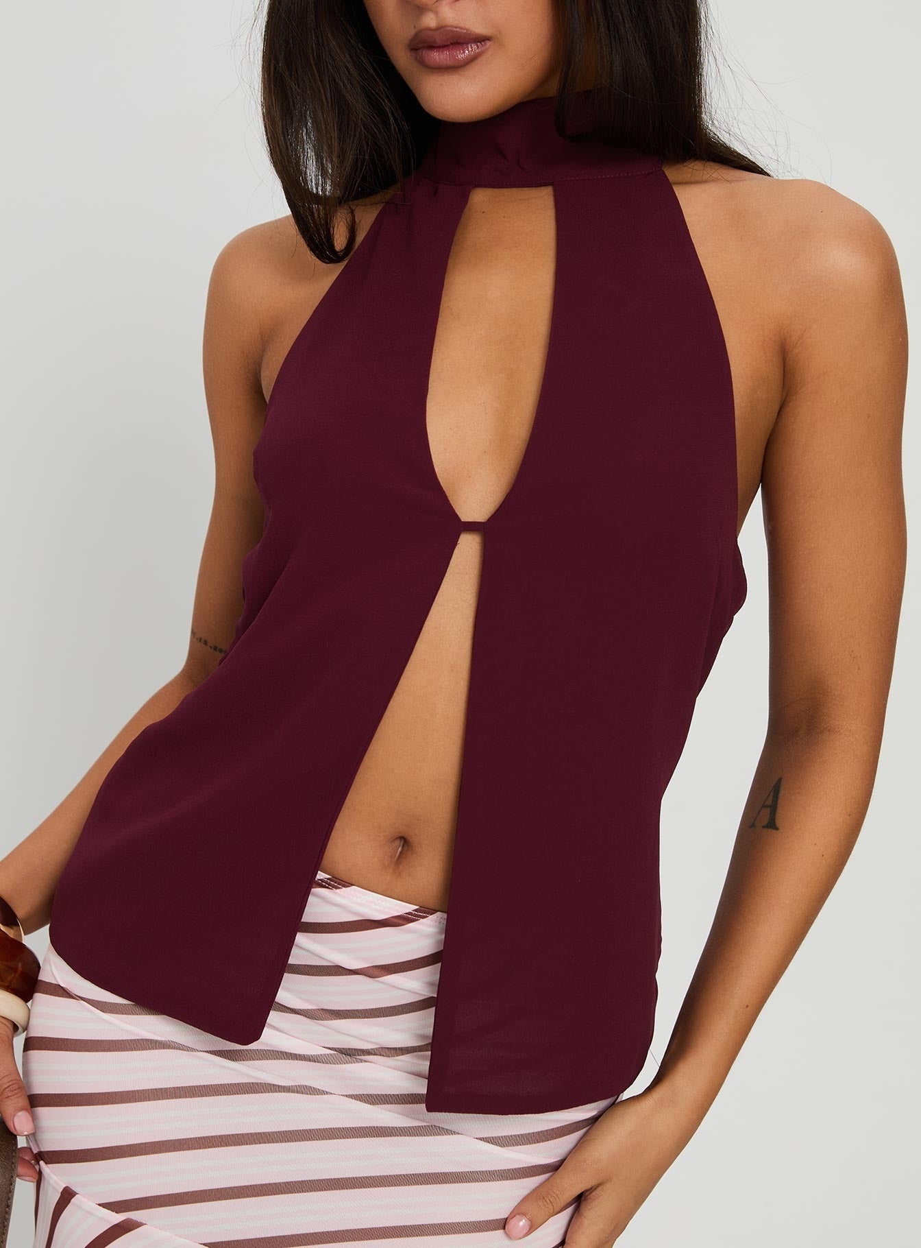 Rhevena Plunge Backless Top Wine