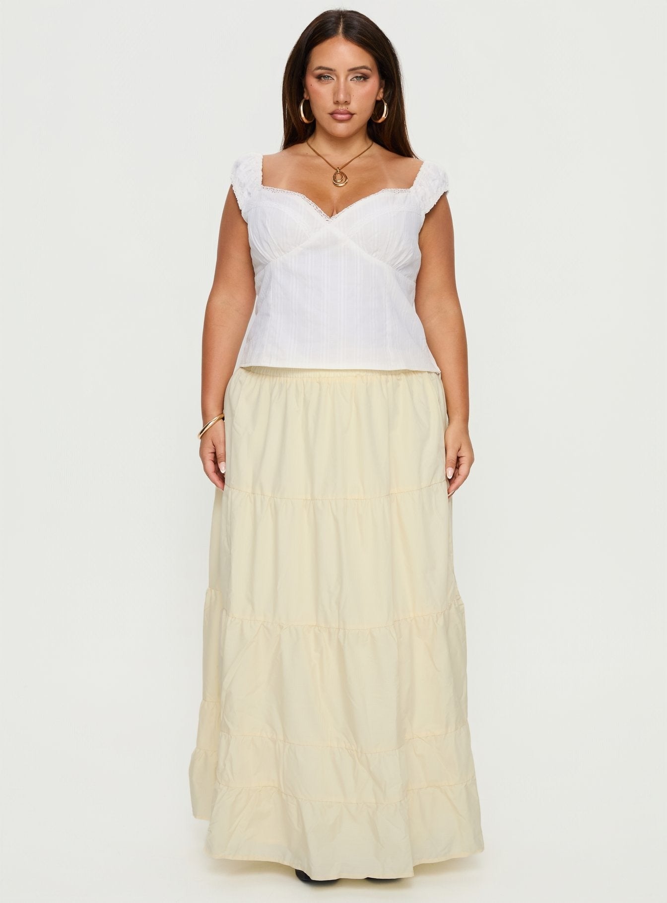 Fyrie Top White Curve