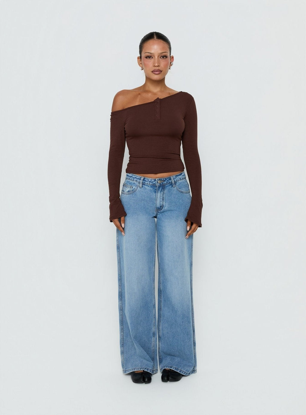 Kleoh Off Shoulder Long Sleeve Henley Top Brown