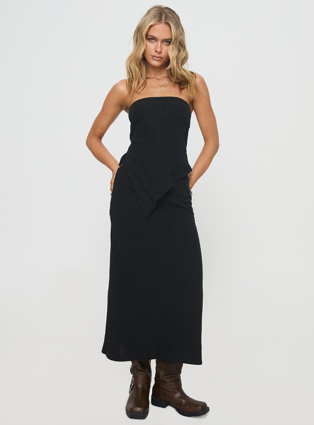 Birdie Asymmetric Linen Blend Top Black