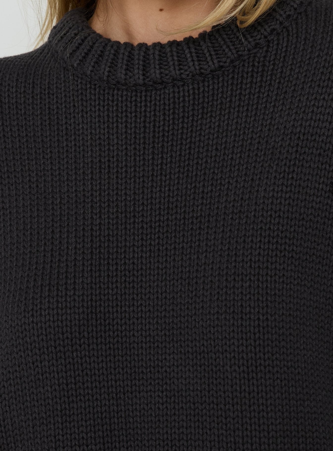 Wilda Crew Neck Knit Sweater Charcoal