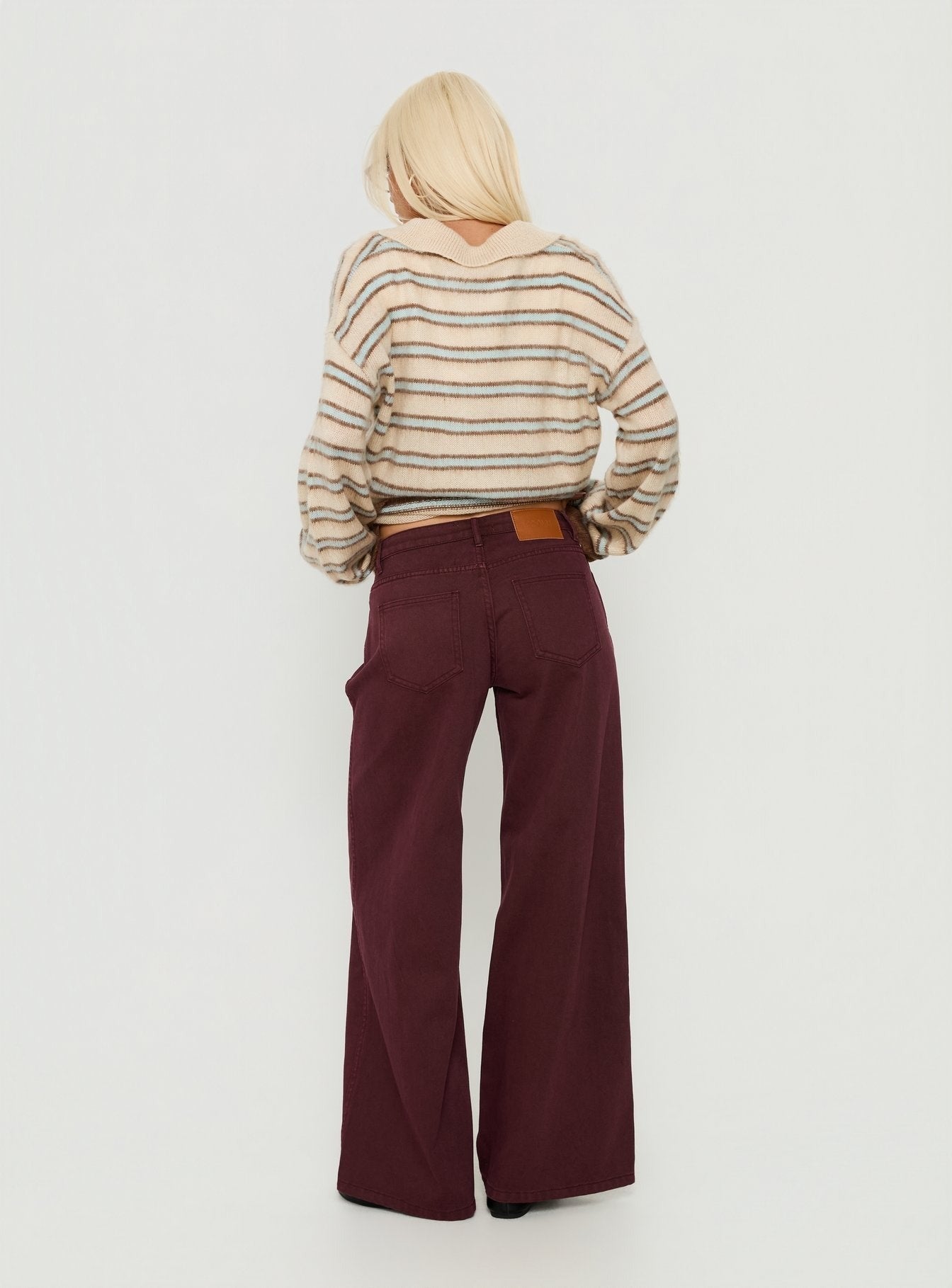 Ramos Low Rise Wide Leg Denim Jeans Currant