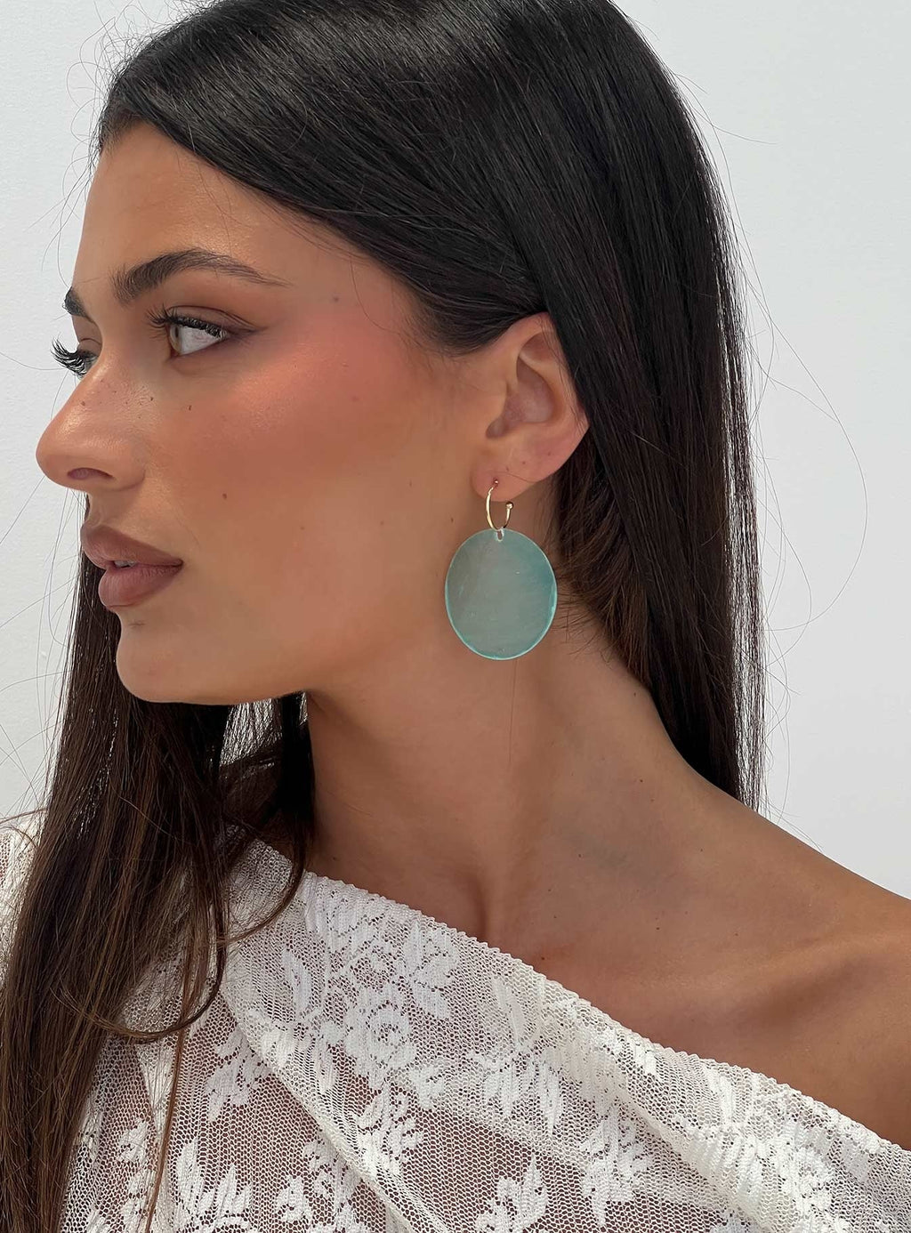 Cheriosa Shell Earrings Blue