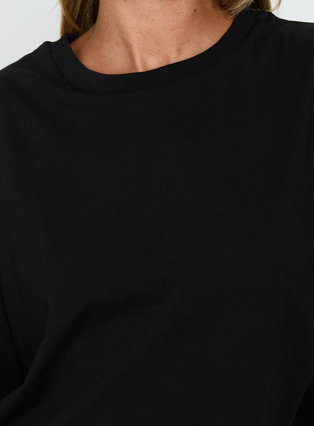Valenciah Lace Layered Long Sleeve T-Shirt Black