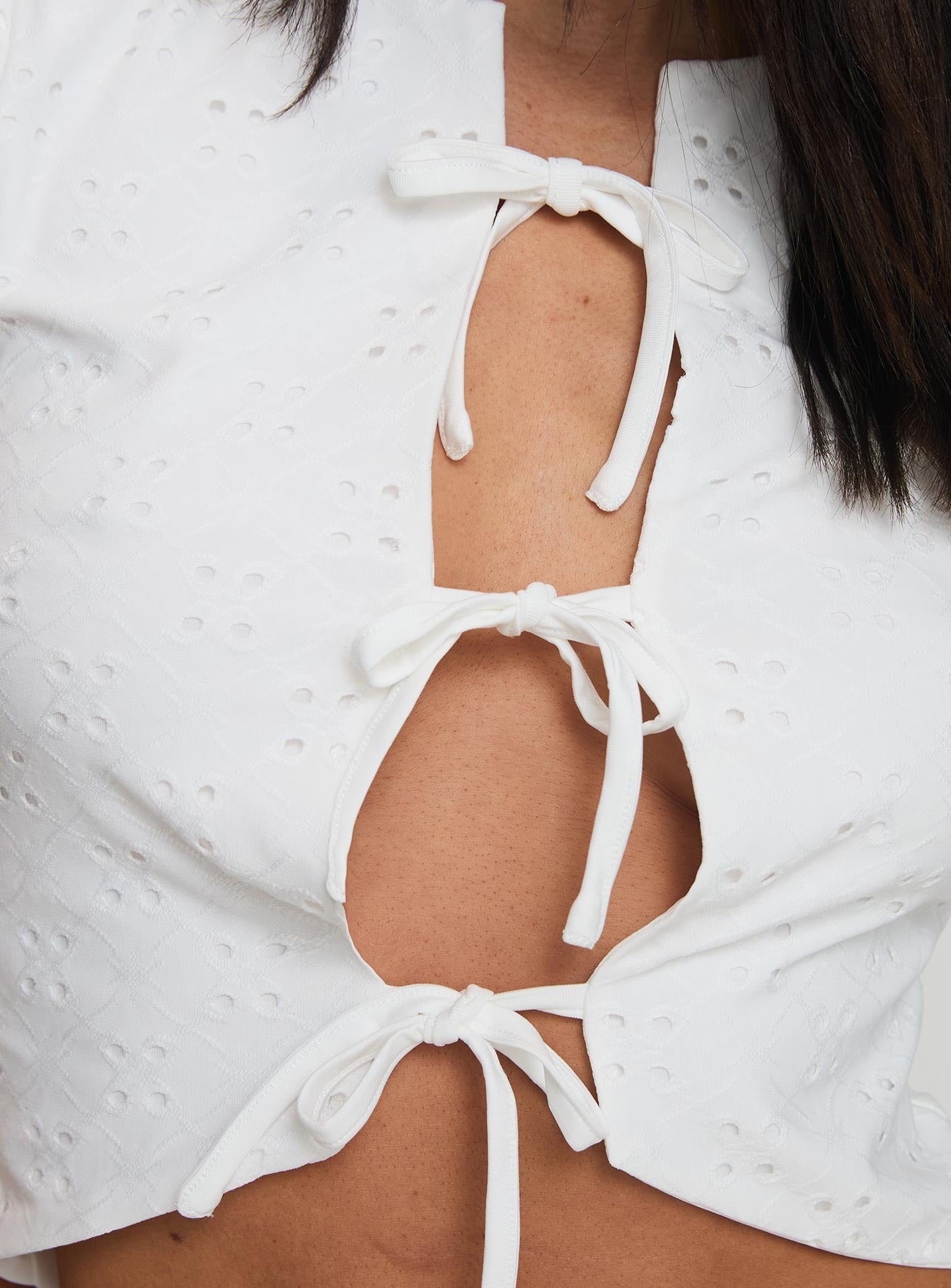 Junea Tie Top White