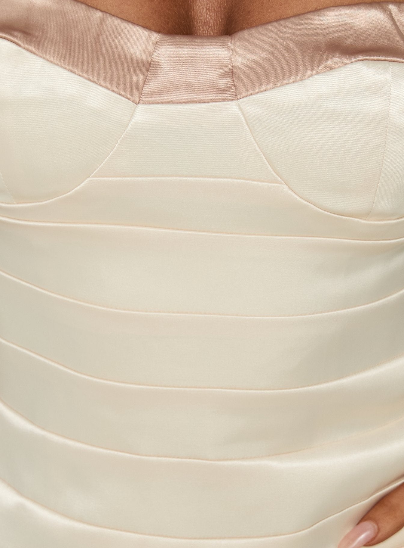 Geea Satin Bandage Top Cream