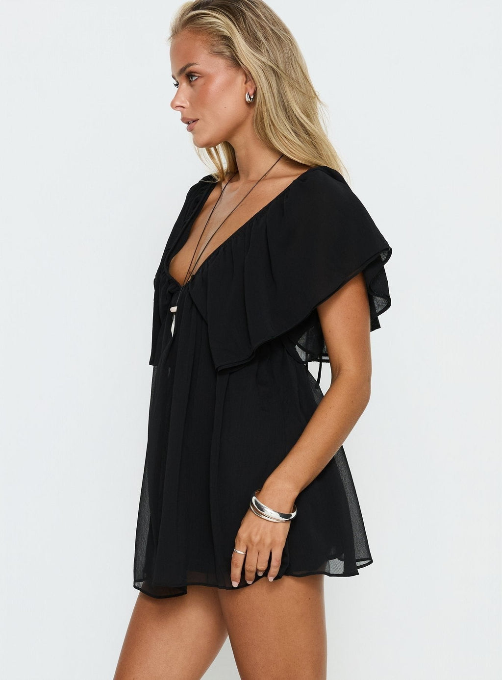 Sun Spirit Plunge Flowy Romper Black