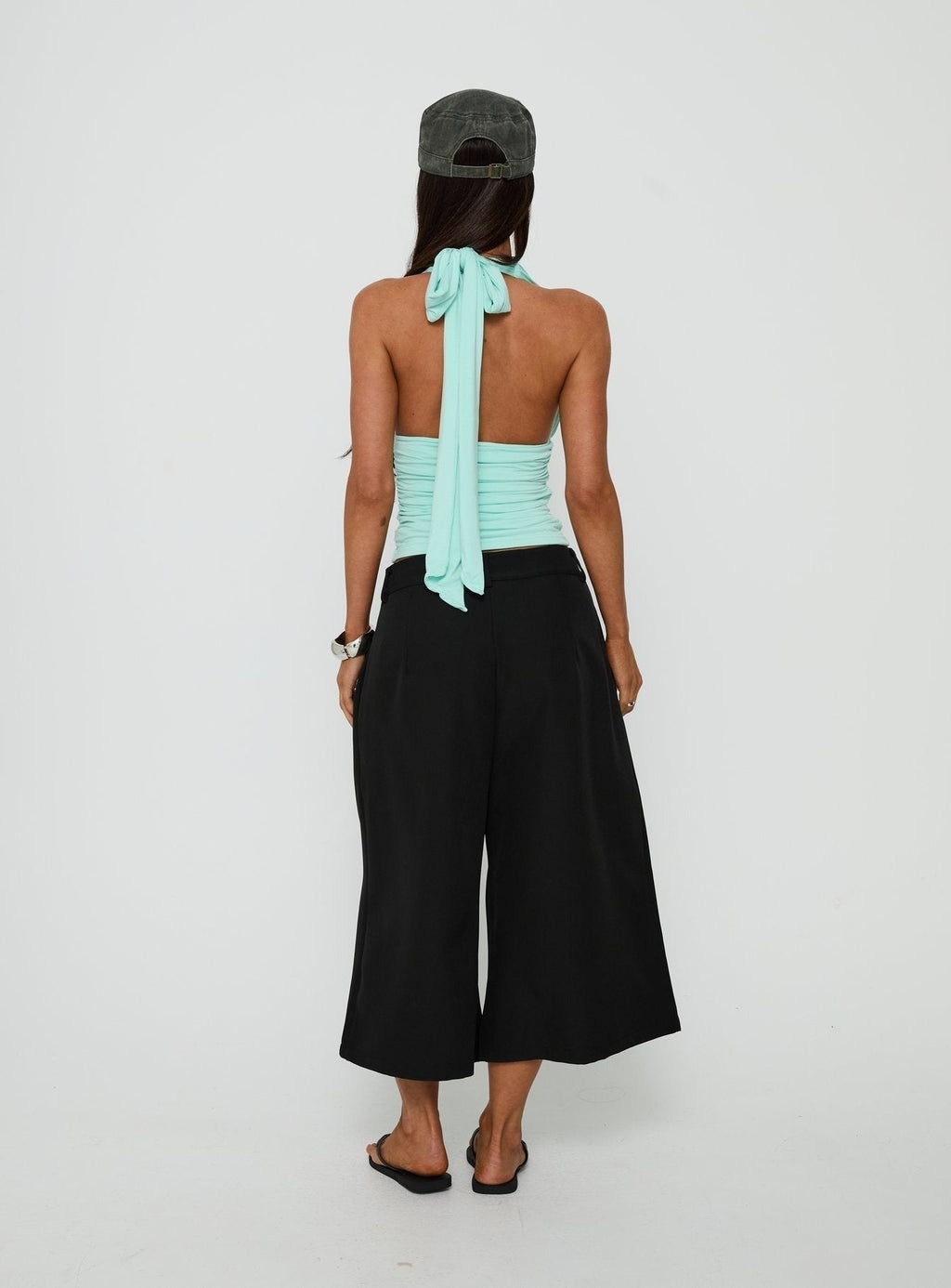 Busy Busy Low Baggy Capri Pant Black