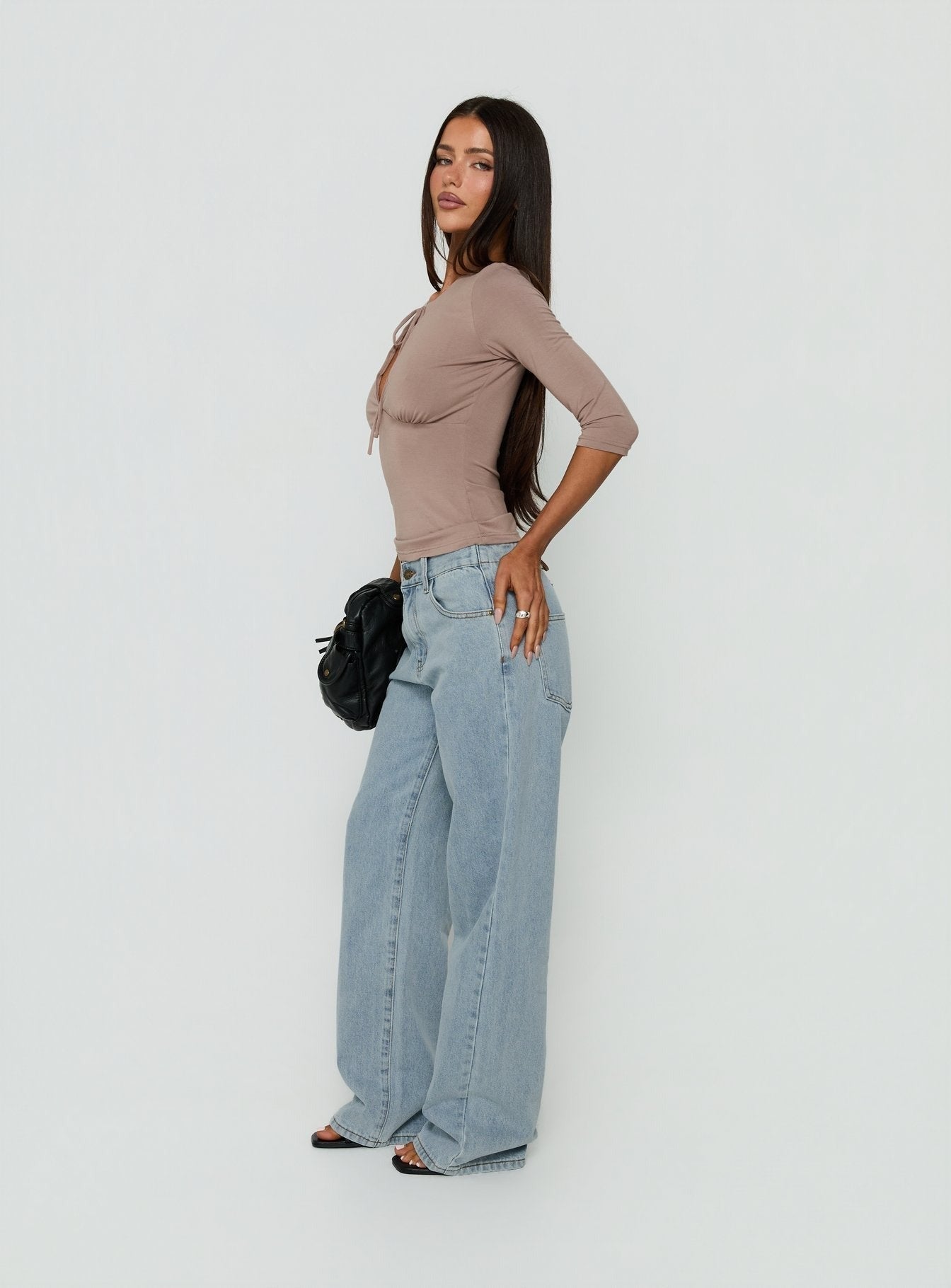 Yemina Keyhole 3/4 Sleeve Top Mushroom