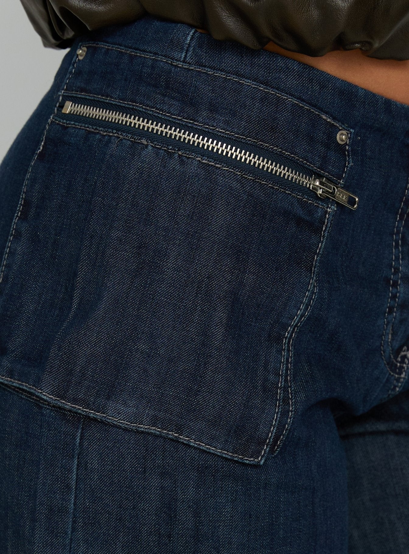 Paltrow Mid Rise Wide Leg Cargo Jeans Dark Blue Wash