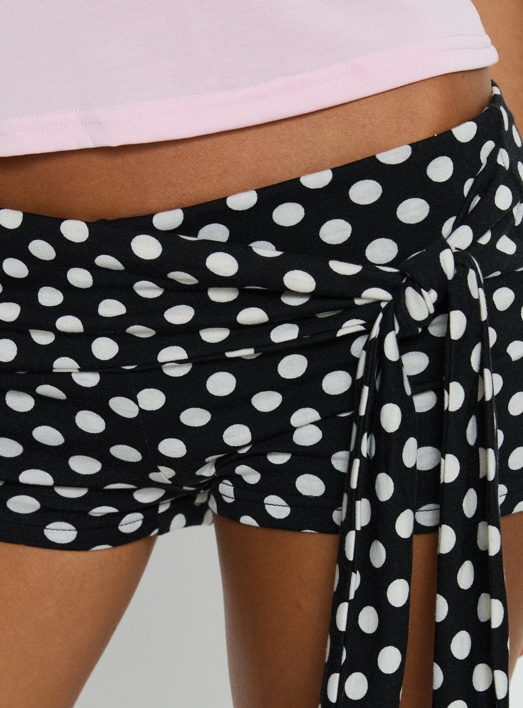 Declanne Wrap Micro Shorts Black Polka