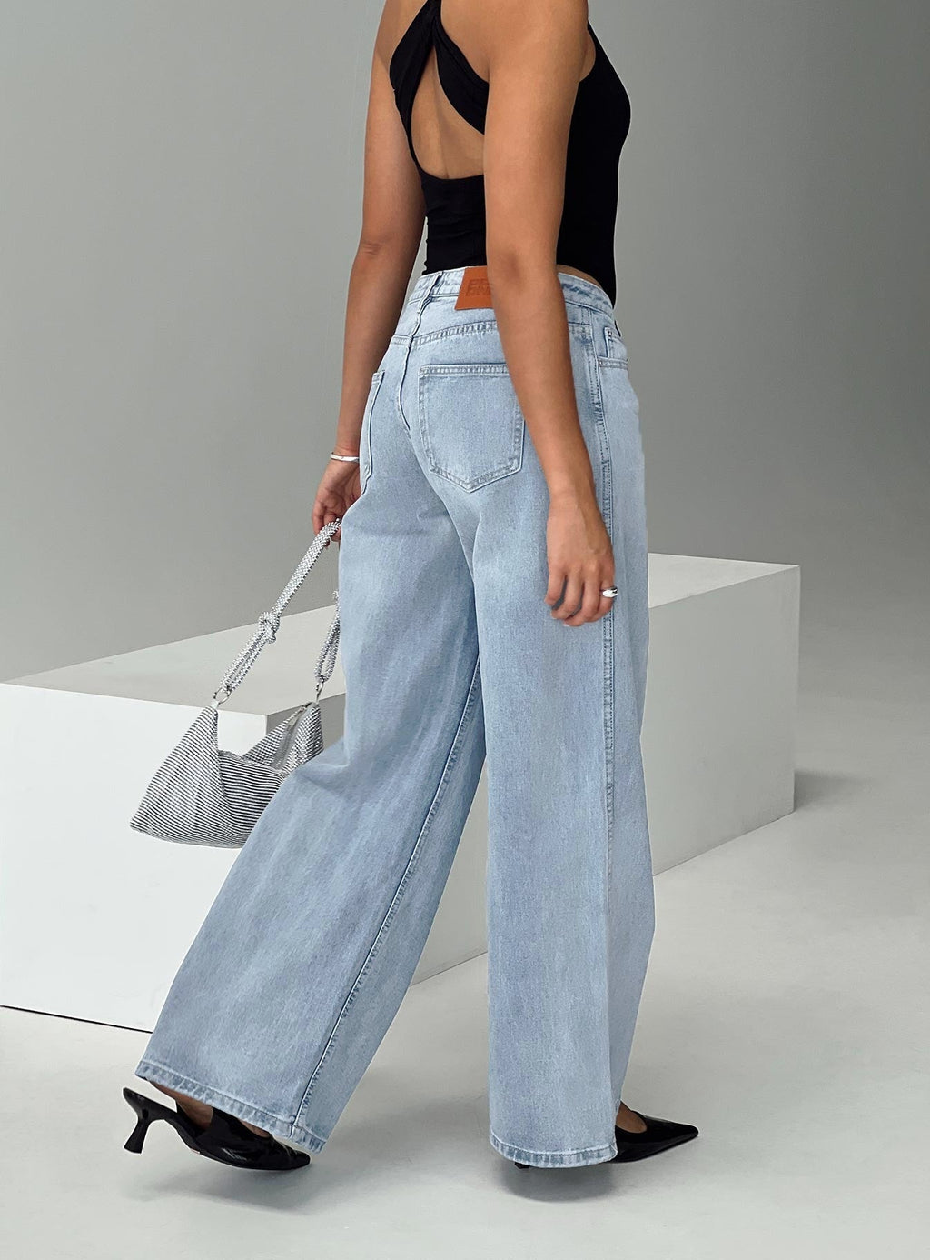 Ramos Low Rise Wide Leg Jeans Light Blue Wash Tall