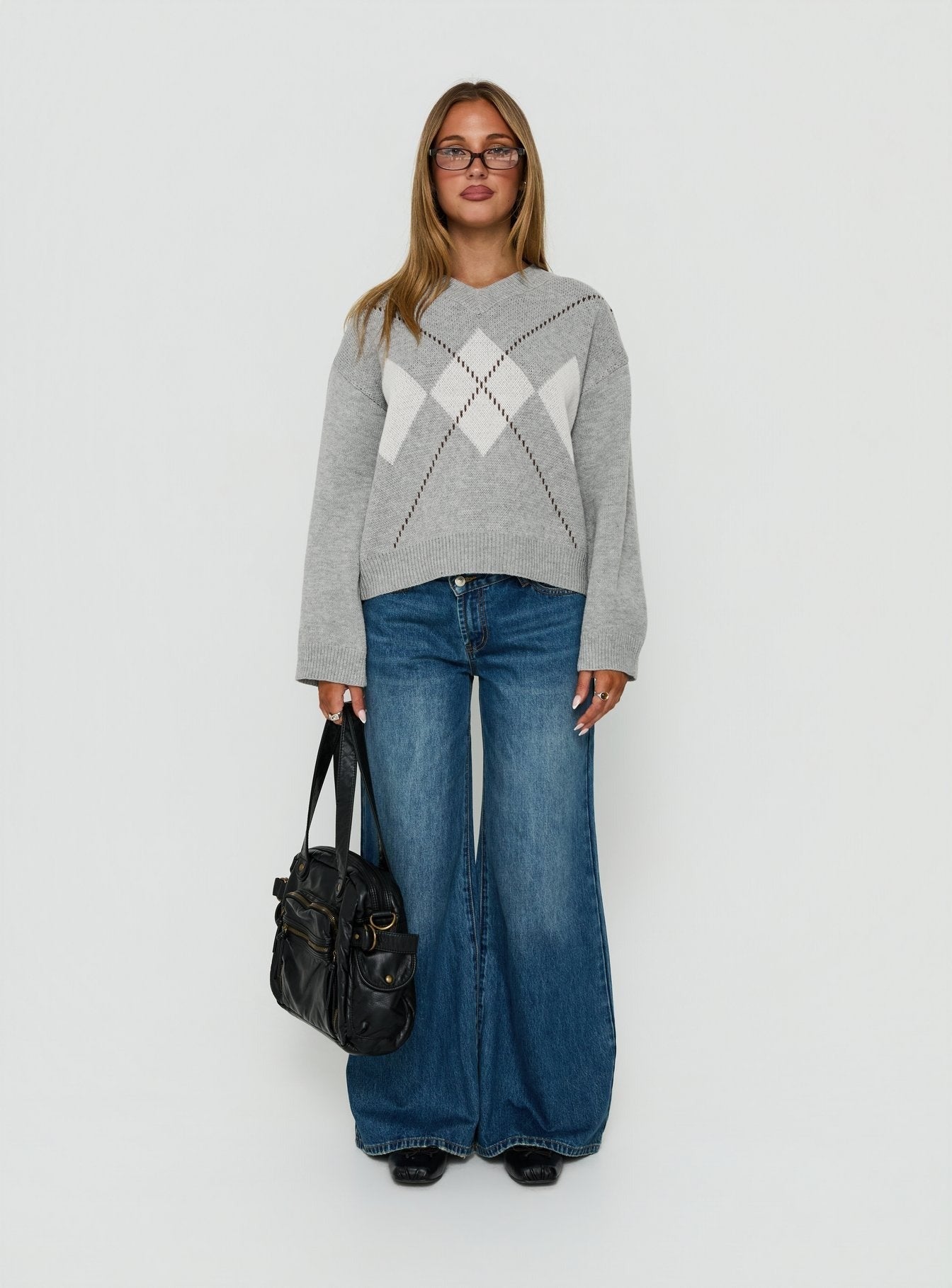 Alaskie V Neck Jumper Grey Argyle