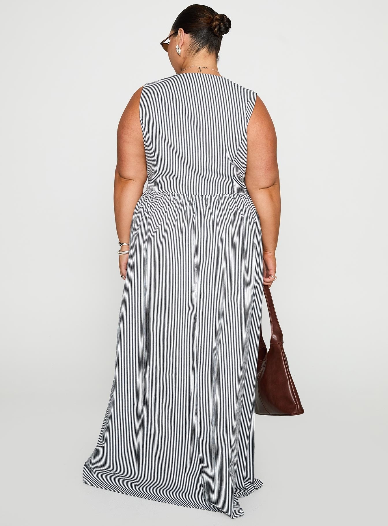 Pokey Maxi Dress Black / White Stripe Curve